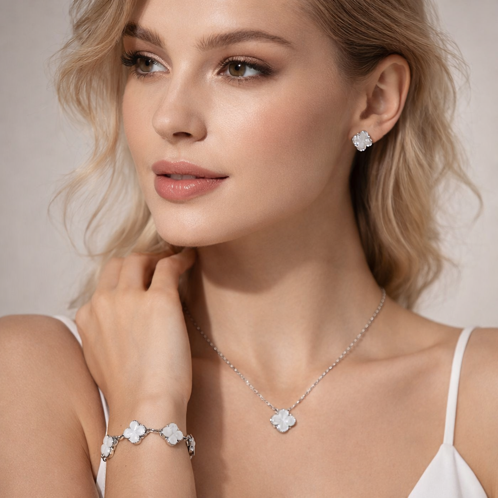 Clover Trio Set in Silver with Mother of Pearl