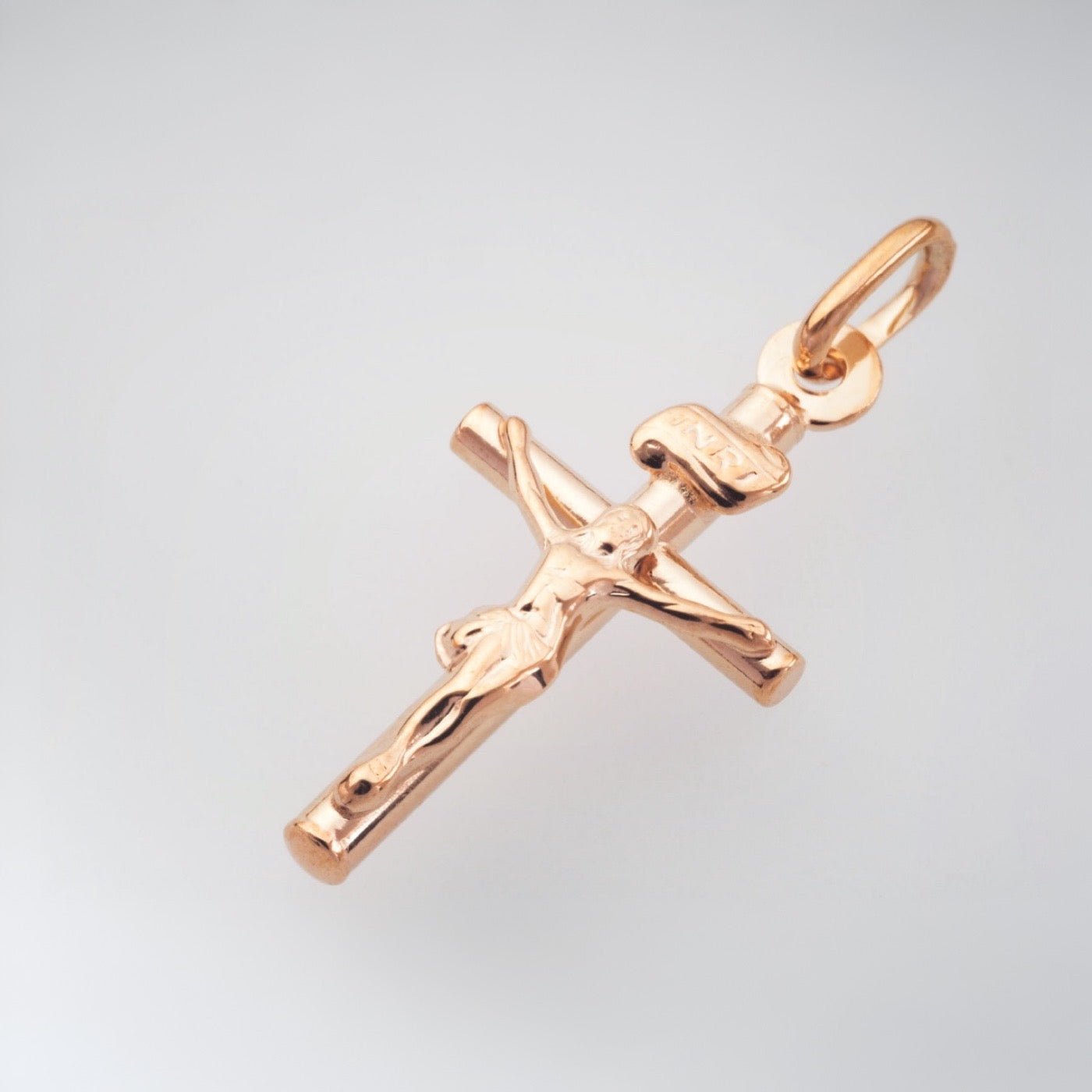 Famous Saviour Statue Pendant