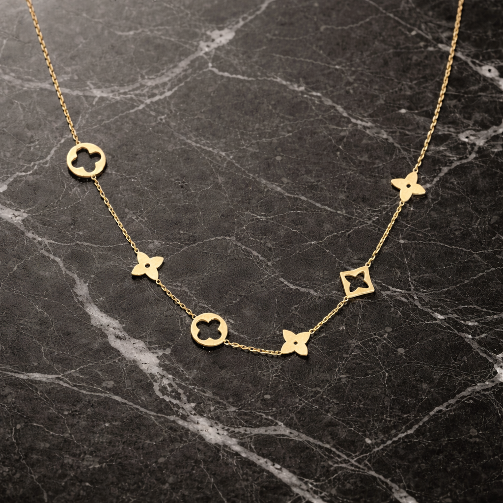Signature Clover Charms Necklace