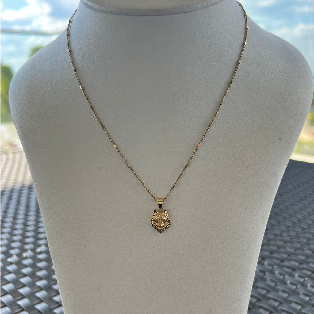 Lion Pendant in 9kt yellow gold on a chain