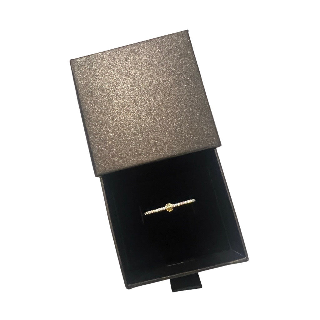 single wrap stude earring in jewellery box