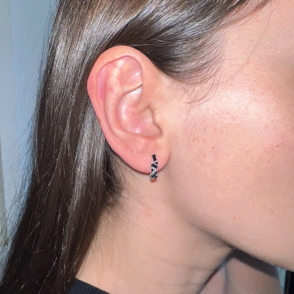 U shaped Huggie Earrings silver and black