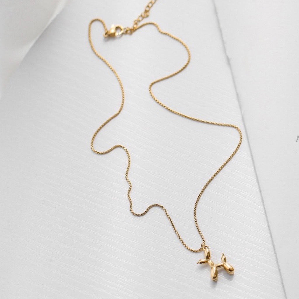 balloon dog pendant necklace with gold chain