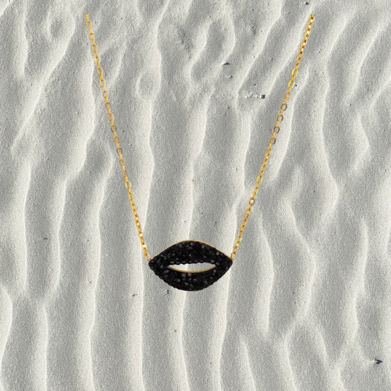 Sexy Black Lips Necklace