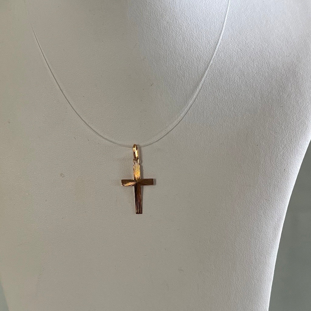 cross pendant in 9kt gold