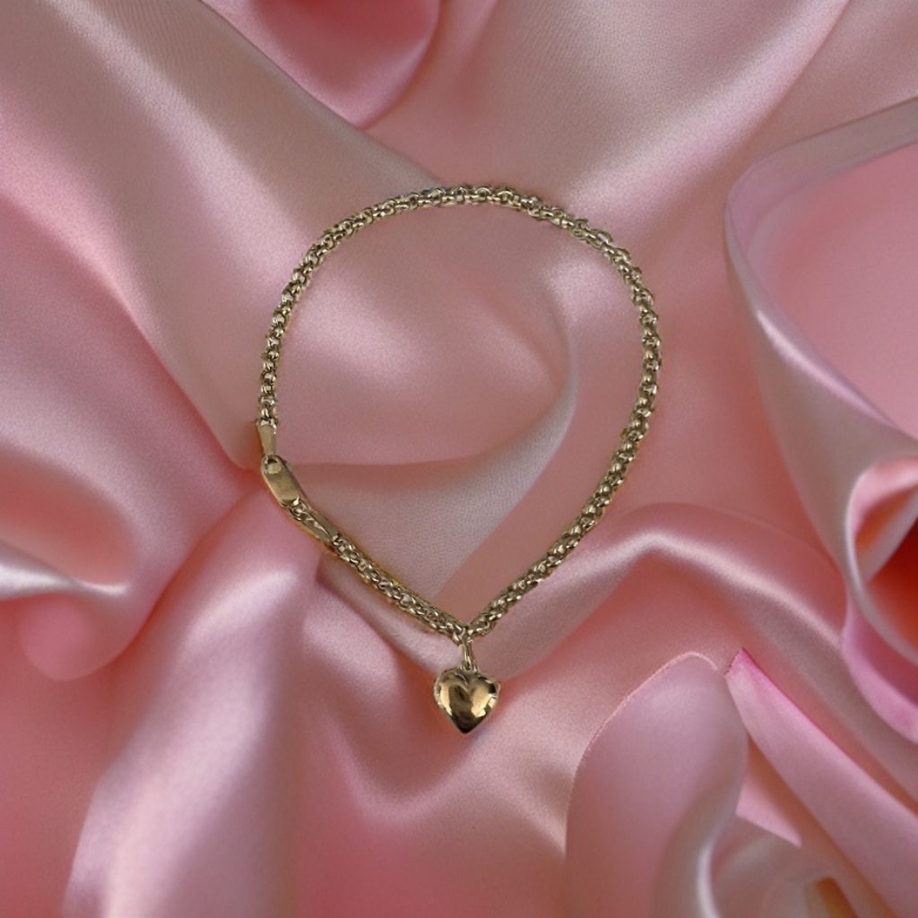 Belcher Bracelet with Heart Charm