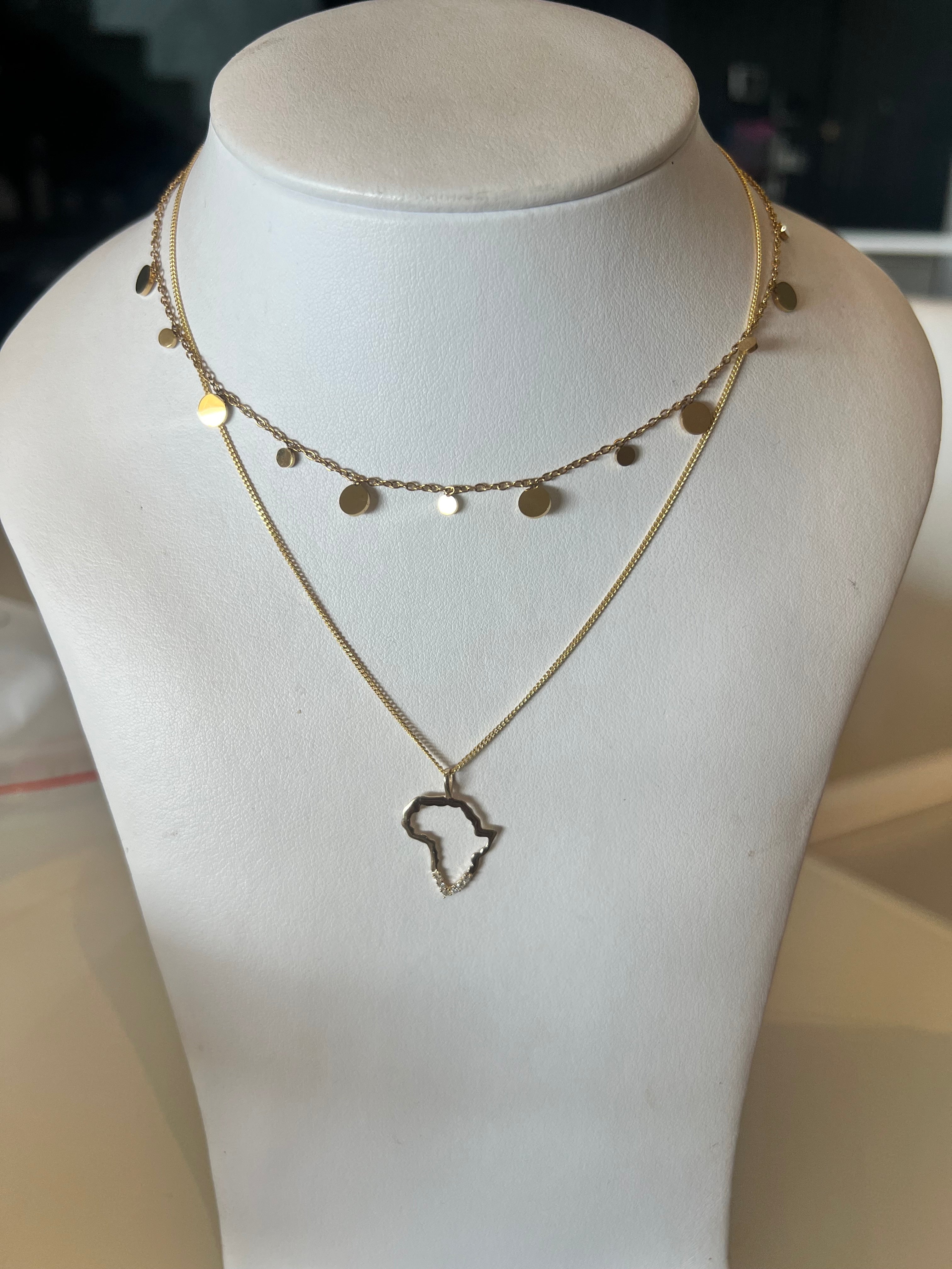 Out of Africa Pendant in 9ct Gold