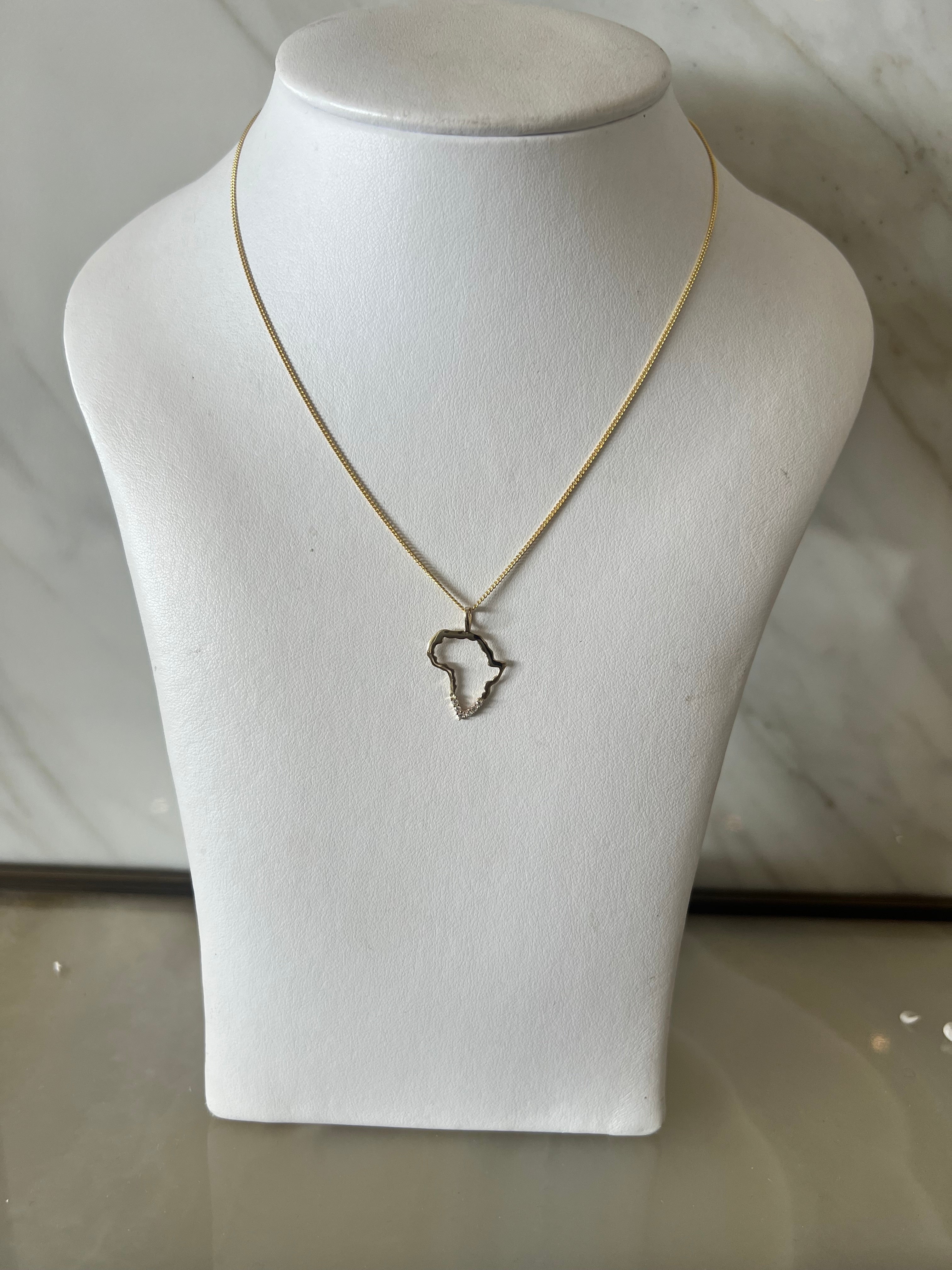 Out of Africa Pendant in 9ct Gold