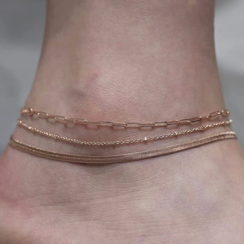 Pretty Petite Paperclip Anklechain