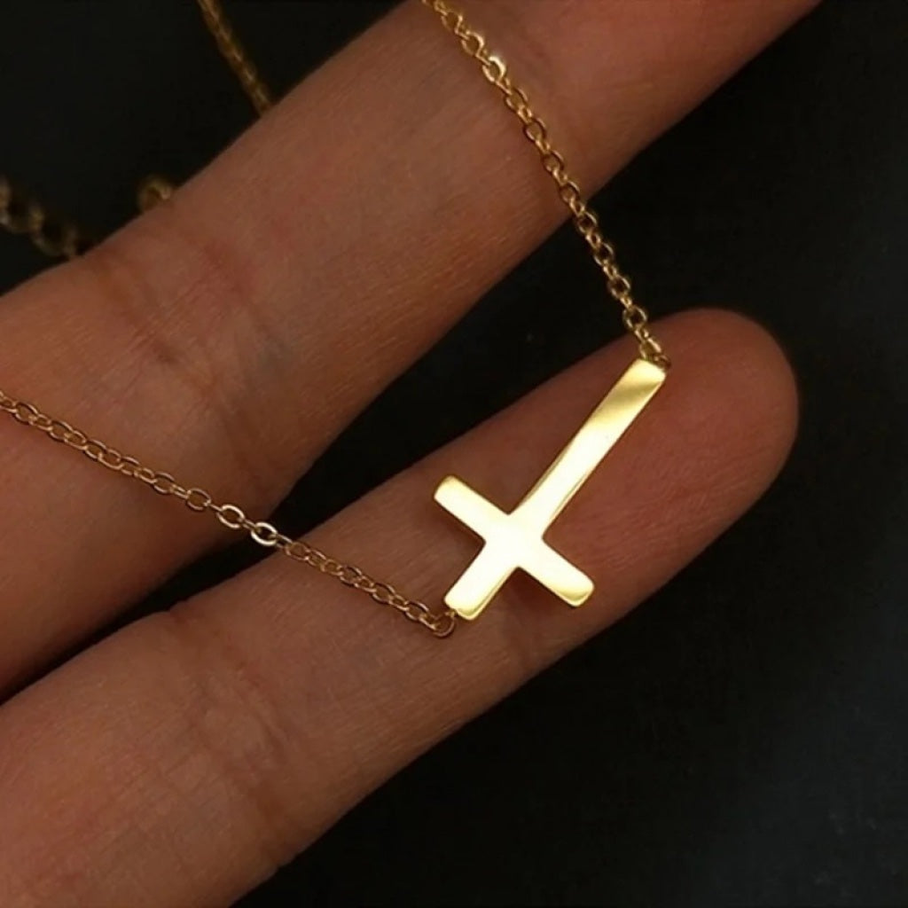 side cross necklace in gold 2